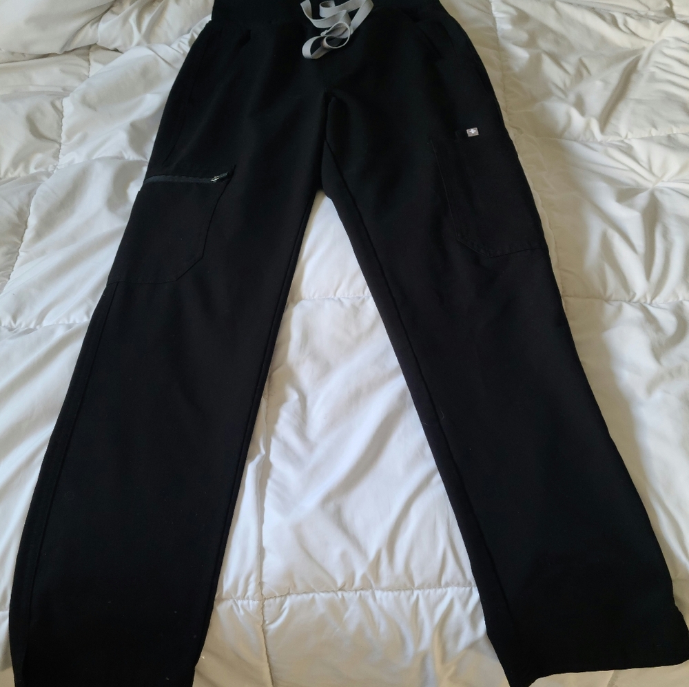 Figs Women's Black Scrub Pants with Gray Drawstring. Extra Small, petite